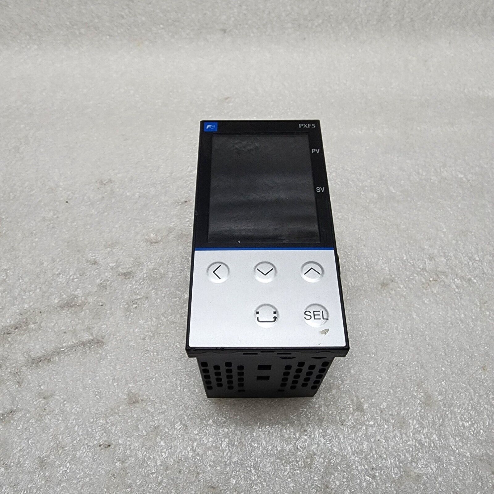 FUJI ELECTRIC PXF5ABY2-1VY00-P TEMPERATURE CONTROLLER 100-240VAC