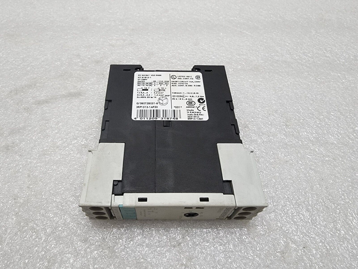 SIEMENS 3RP1513-1AP30 ON DELAY TIME RELAY