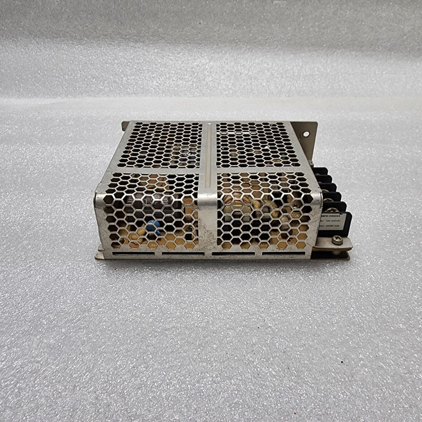 OMRON S8FS-C05024 POWER SUPPLY 24VDC 2.2A