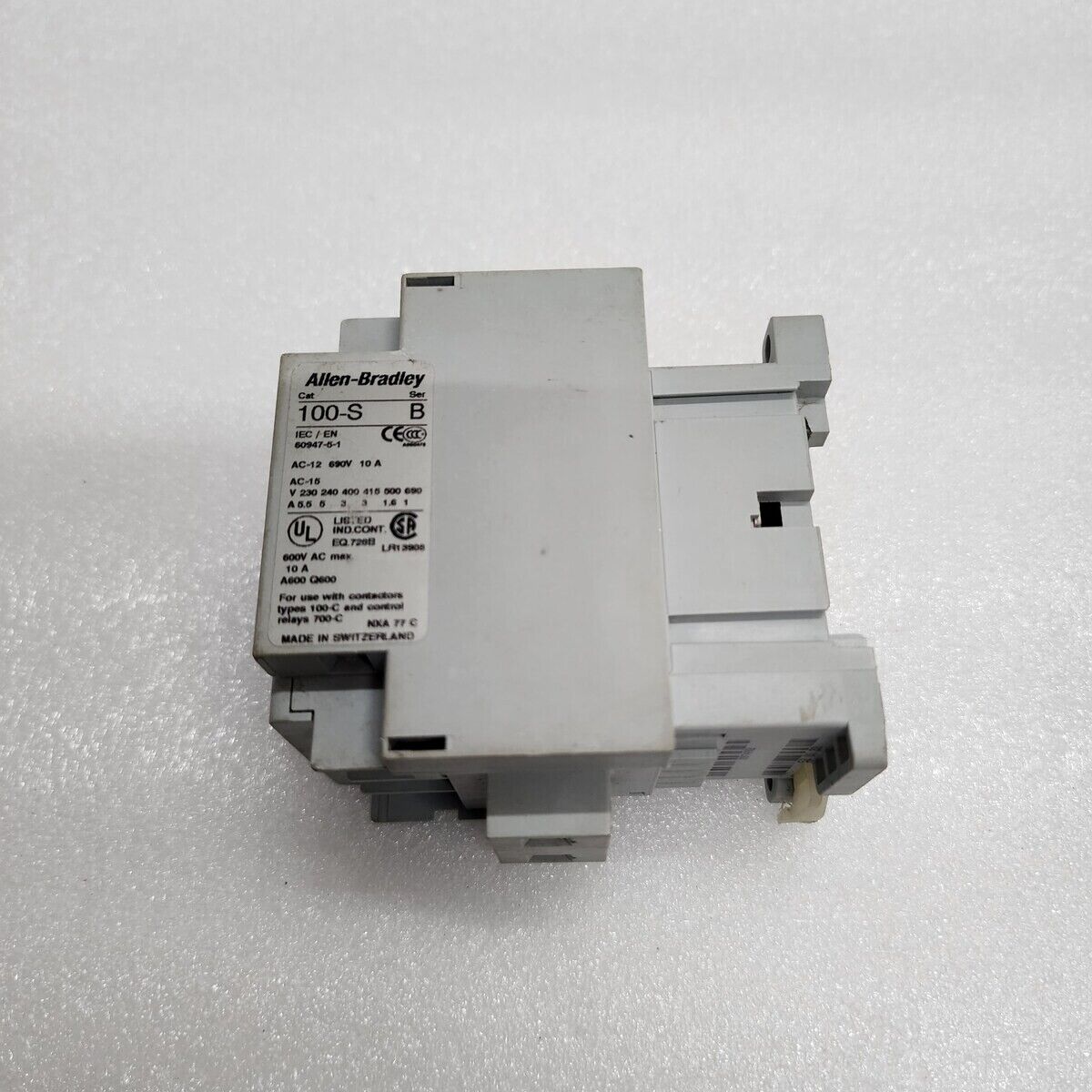 ALLEN BRADLEY CAT 100-C09-10 SER A MAGNETIC CONTACTOR 32A COIL VOLTAGE 110-120V