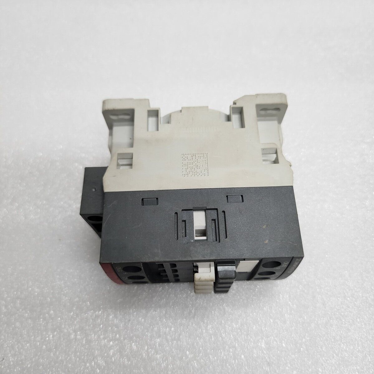 ABB AF16 3-POLE CONTACTOR 35A AF16-30-10-13 100-250V AC/DC