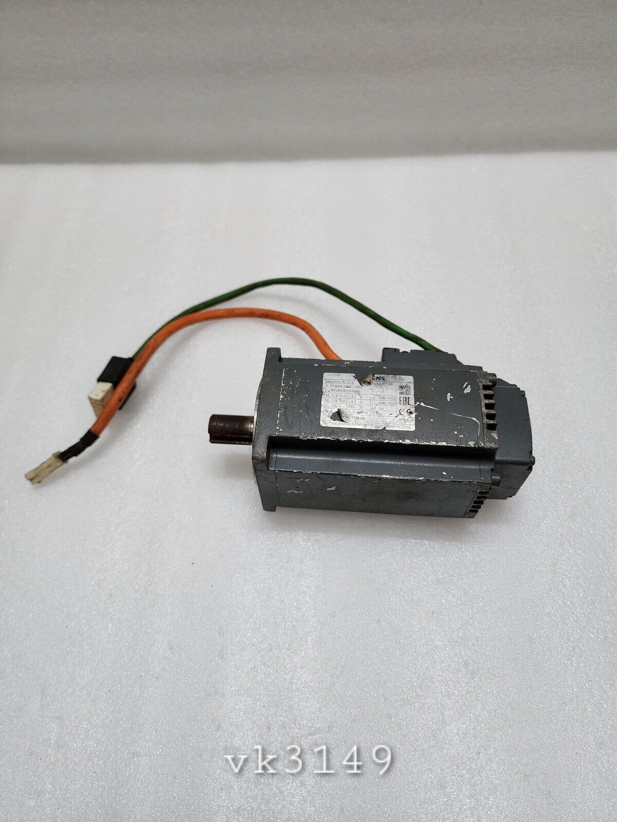 SIEMENS 1FL6044-2AF21-1AA1 SYNCHRONOUS AC SERVO MOTOR 1KW 230V SIMOTICS S-1FL6