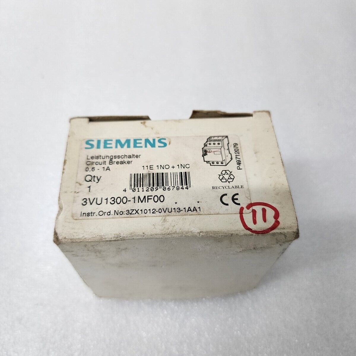 SIEMENS 3VU1300-1MF00 CIRCUIT BREAKER 0.6-1A