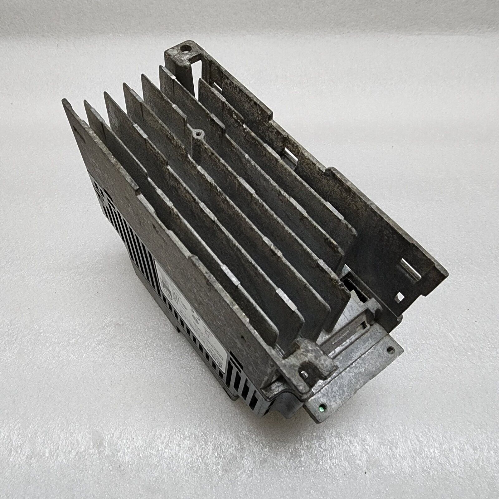 DELTA VFD-EL 3-PH INVERTER DRIVE VFD004EL43A 0.4kW/0.5HP