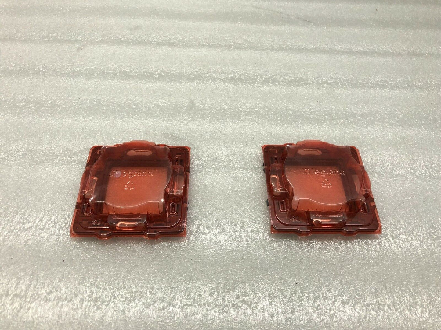LEGRAND 080251 GANG SUPPORT MOUNTING FRAME LOT OF 2 UNIT