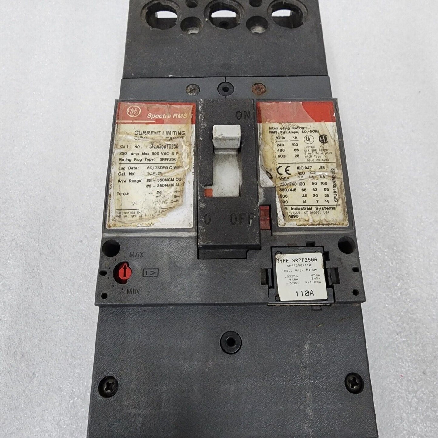 GENERAL ELECTRIC SFLA36AT0250 3-POLE CIRCUIT BREAKER 250A