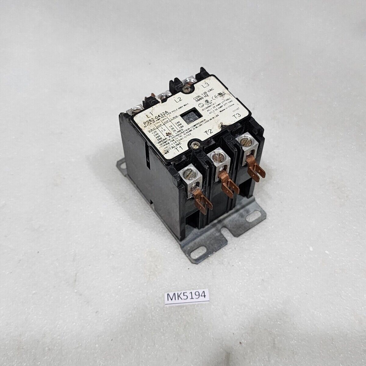 CARRIER P282-0432A 3-POLE MAGNETIC CONTACTOR 40A HCCY3XT04CG102 COIL VOLTAGE: 12