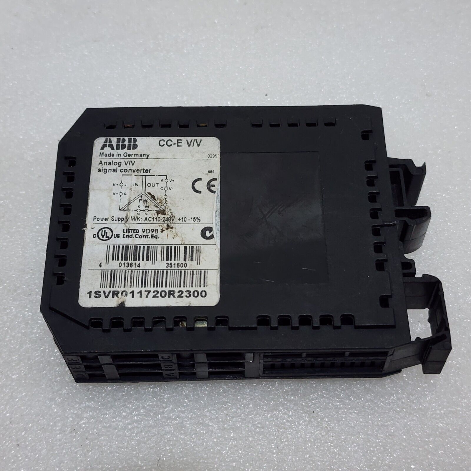 ABB CC-E V/V ANALOG V/V SIGNAL CONVERTER 1SVR011720R2300 110-240VAC