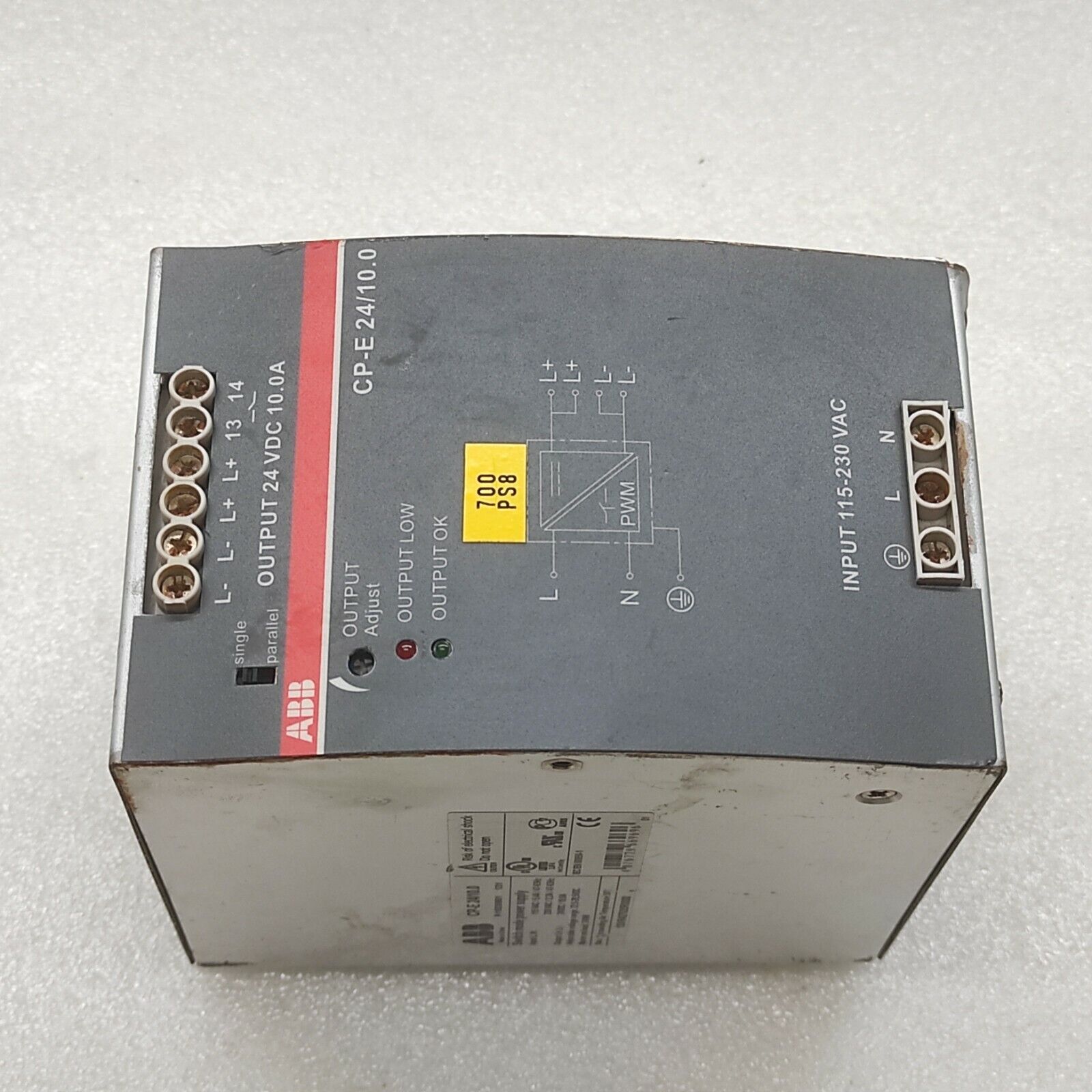 ABB CP-E 24/10.0 POWER SUPPLY 1SVR427035R0000 24VDC 10A