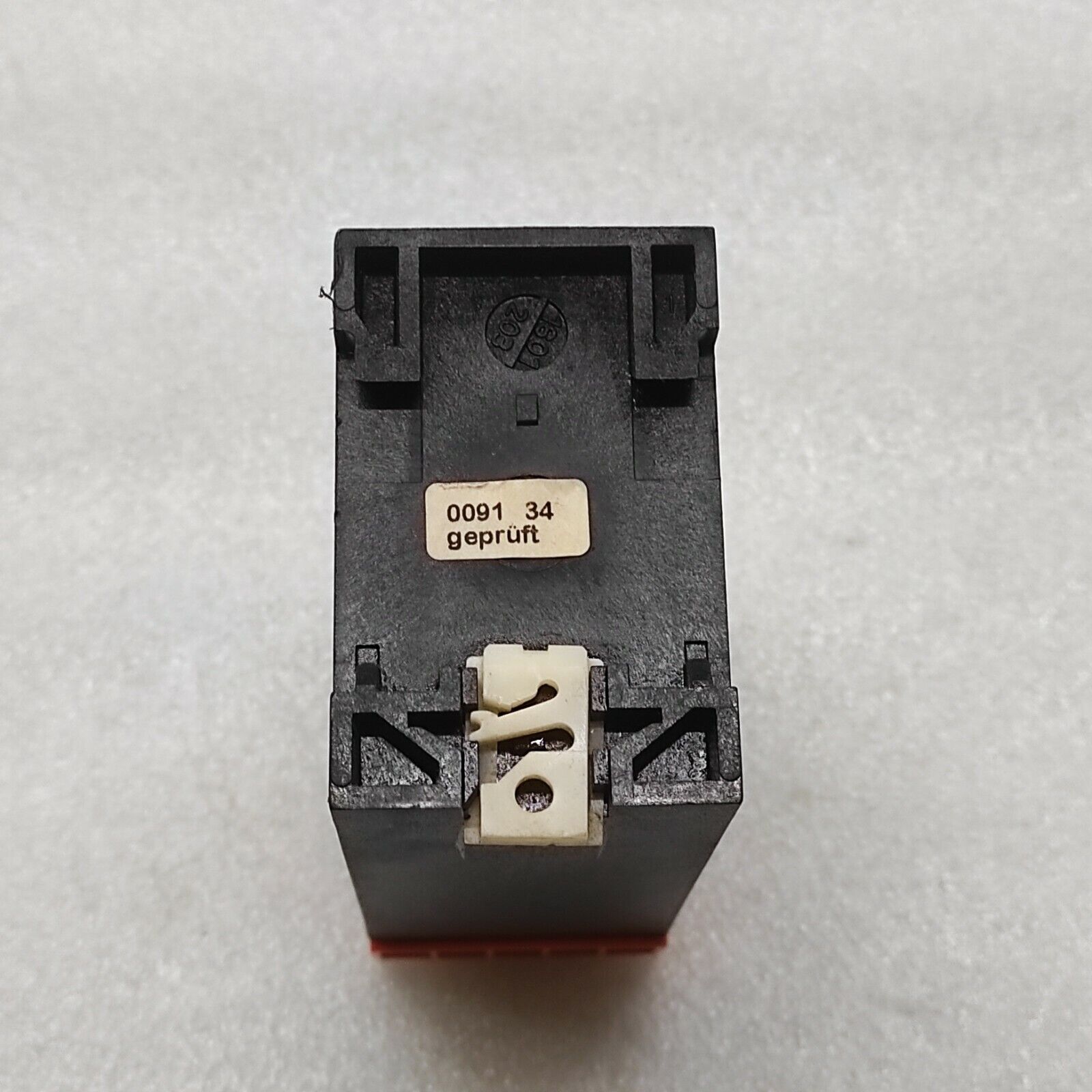 DOLD BA9042 RELAY 0028192 440VAC
