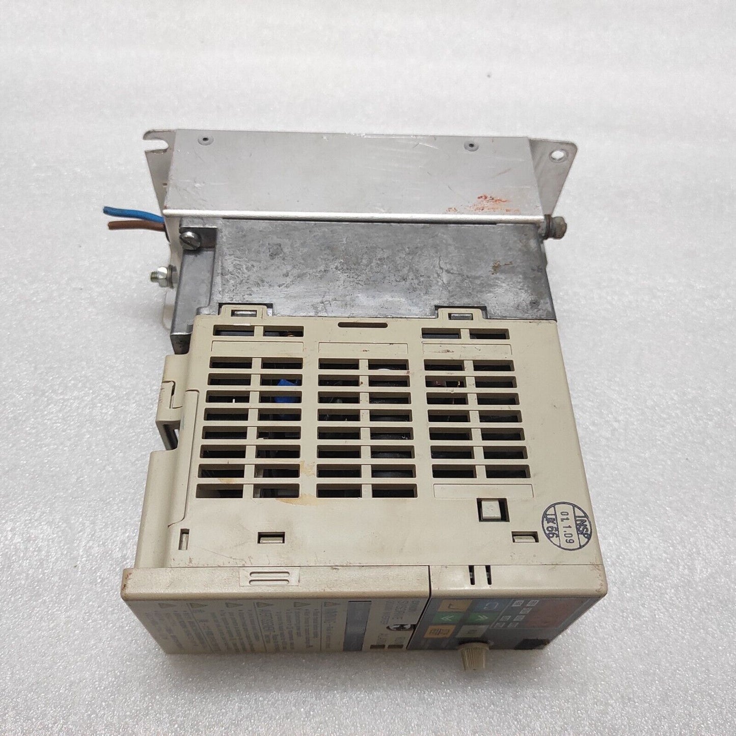 OMRON SYSDRIVE 3G3MV-AB004 AC-DRIVE 0.55kW 200-240V