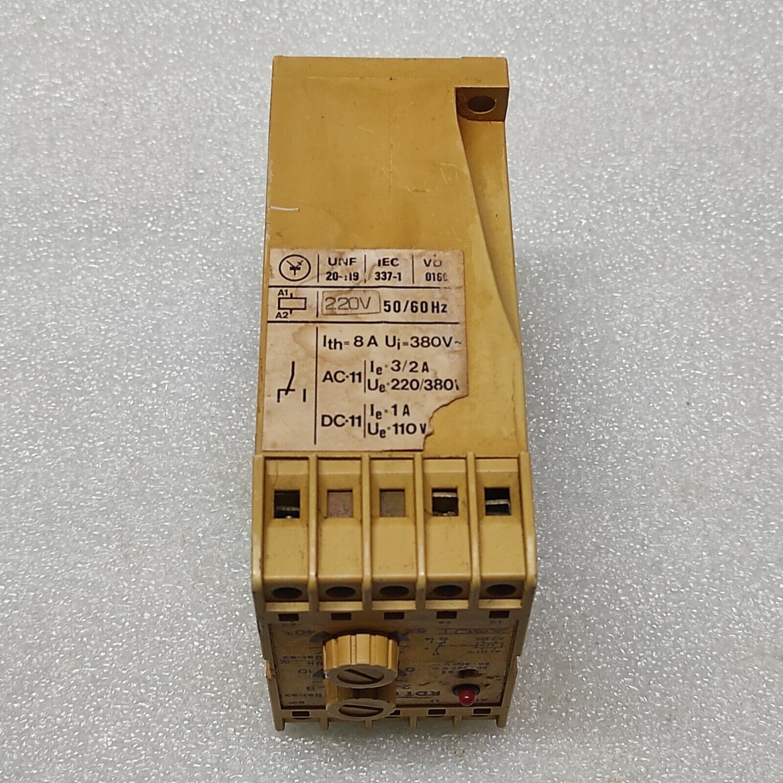 AGUT RDT1 TIMER RELAY