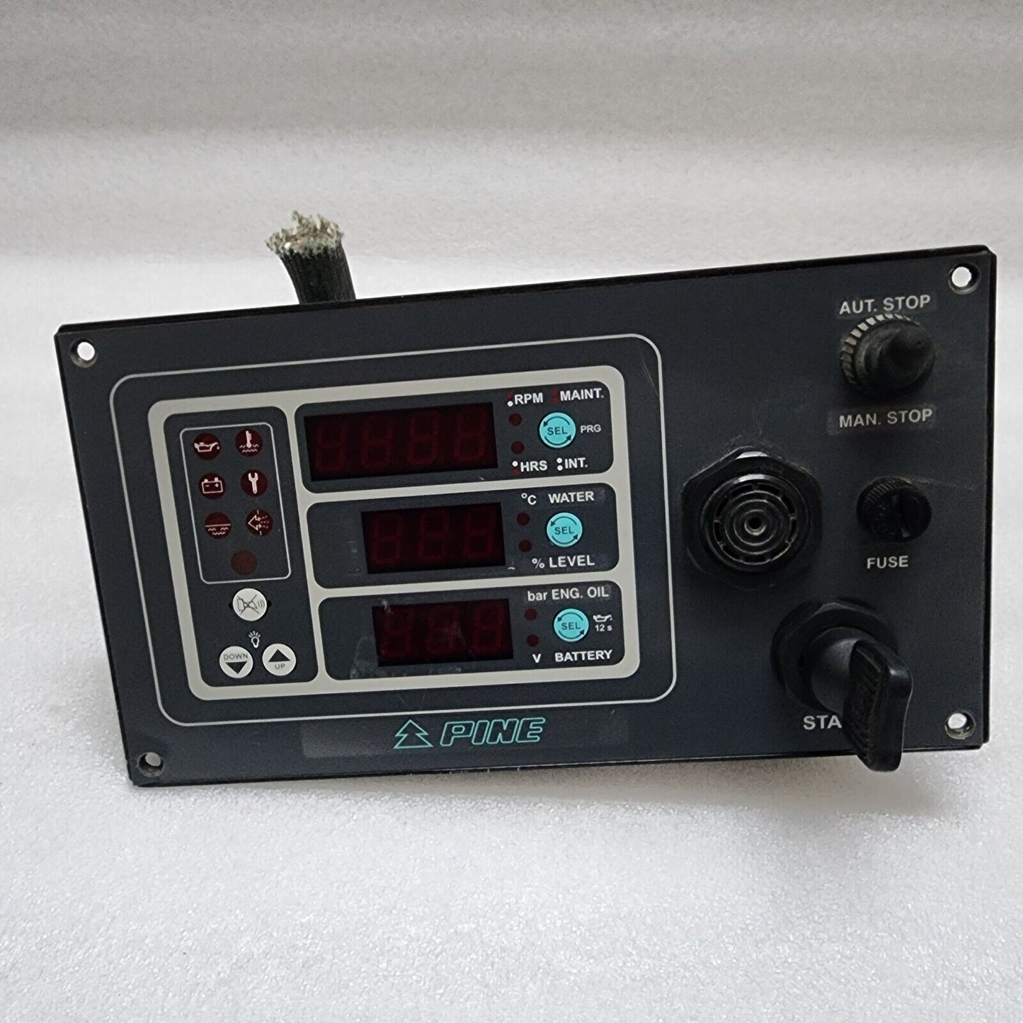 PINE CM30 DIGITAL PANELS FOR ENGINE