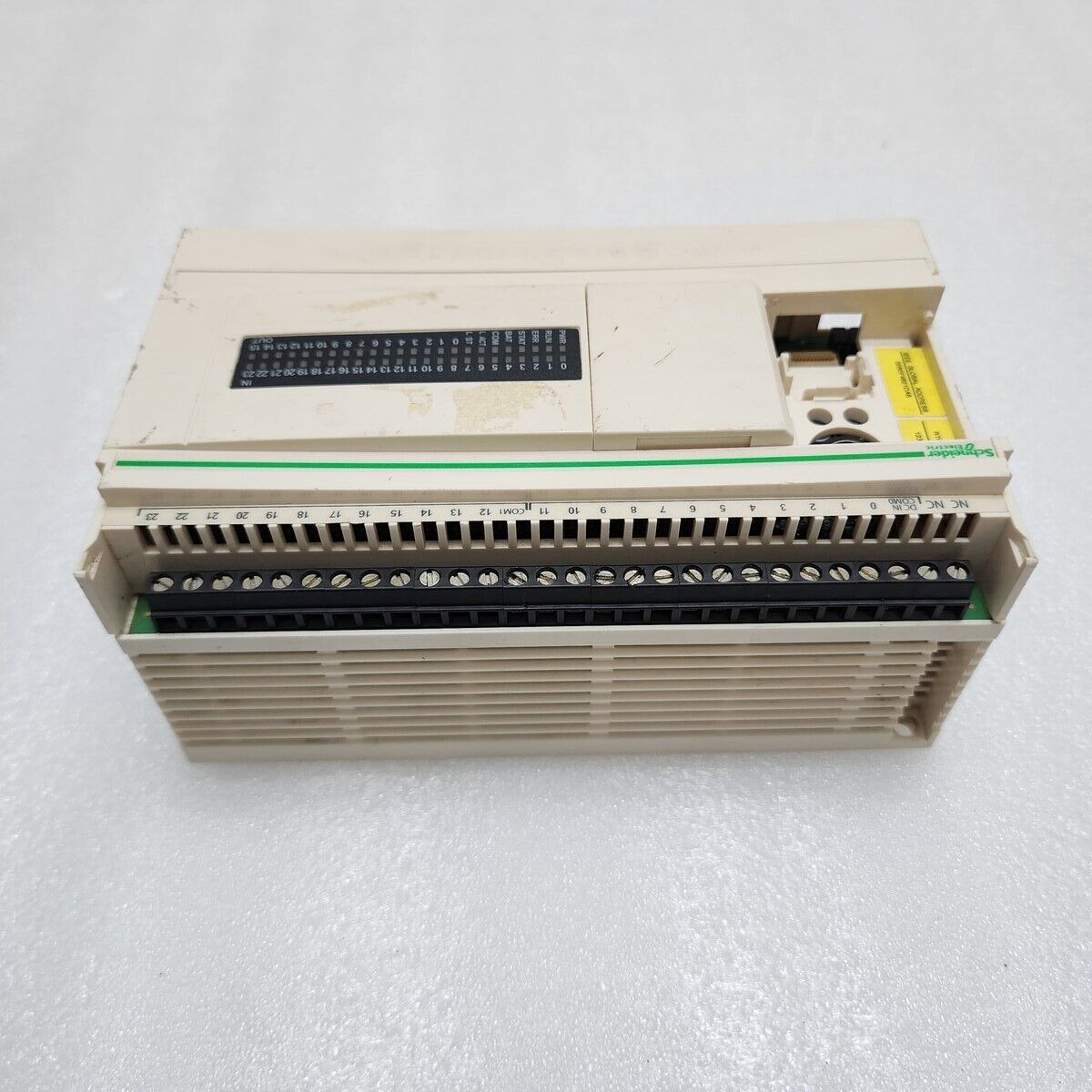 TWDLCDE40DRF COMPACT PLC BASE TWIDO CONTROLLER