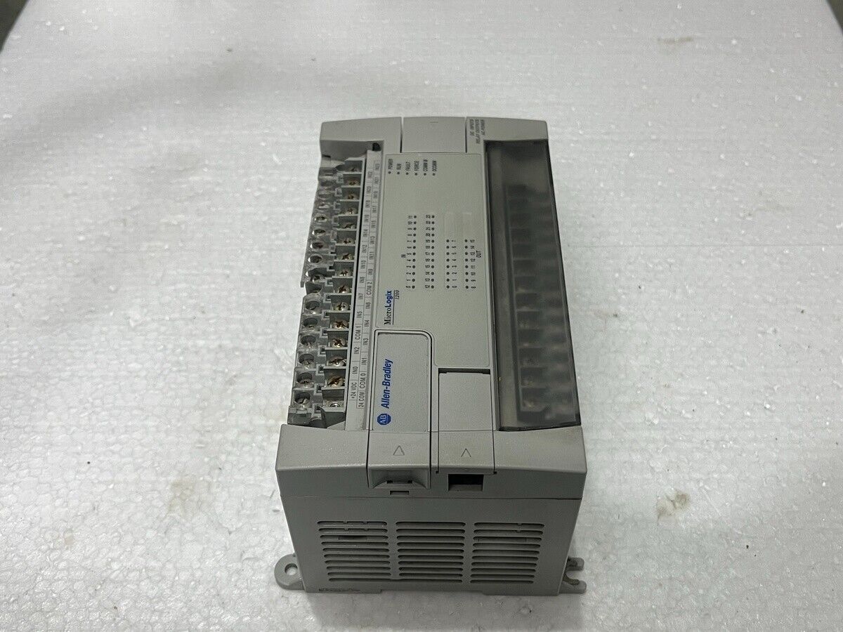 ALLEN BRADLEY CAT 1762-L40BWA MICROLOGIX 1200 SERIES C REVISION I