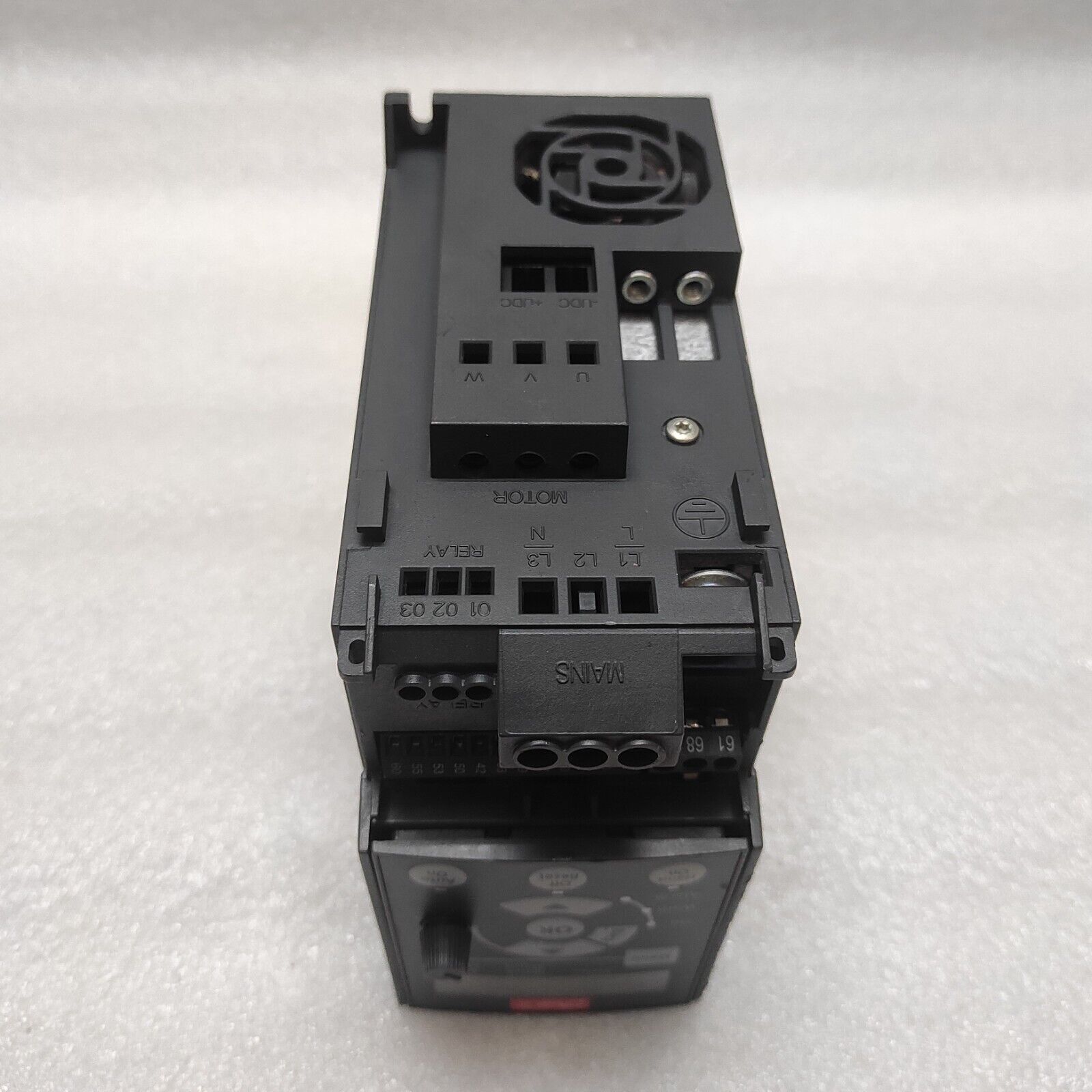 DANFOSS 132F0002 FREQUENCY CONVERTER FC051PK37S2E20H3XXCXXXSXXX MICRO DRIVE 0.37