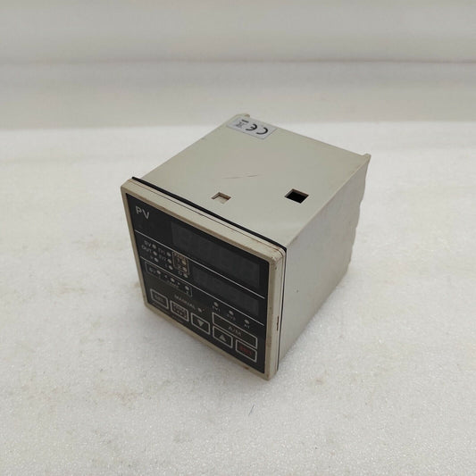 CHINO DZ2000 DIGITAL INDICATOR AND CONTROLLER DZ2032E000