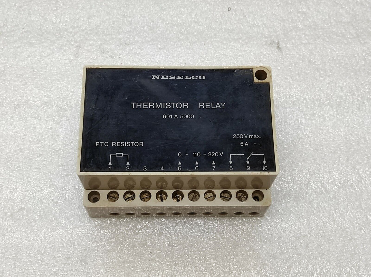 NESELCO 601 A 5000 THERMISTOR RELAY 601A5000