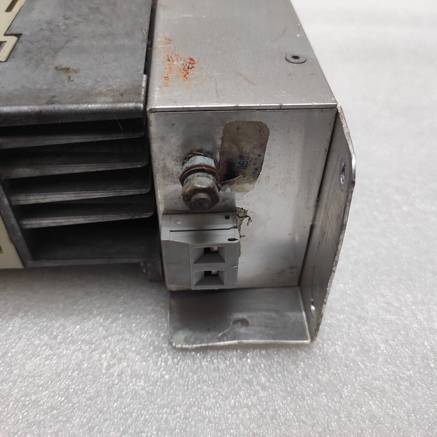 OMRON SYSDRIVE 3G3MV-AB004 AC-DRIVE 0.55kW 200-240V