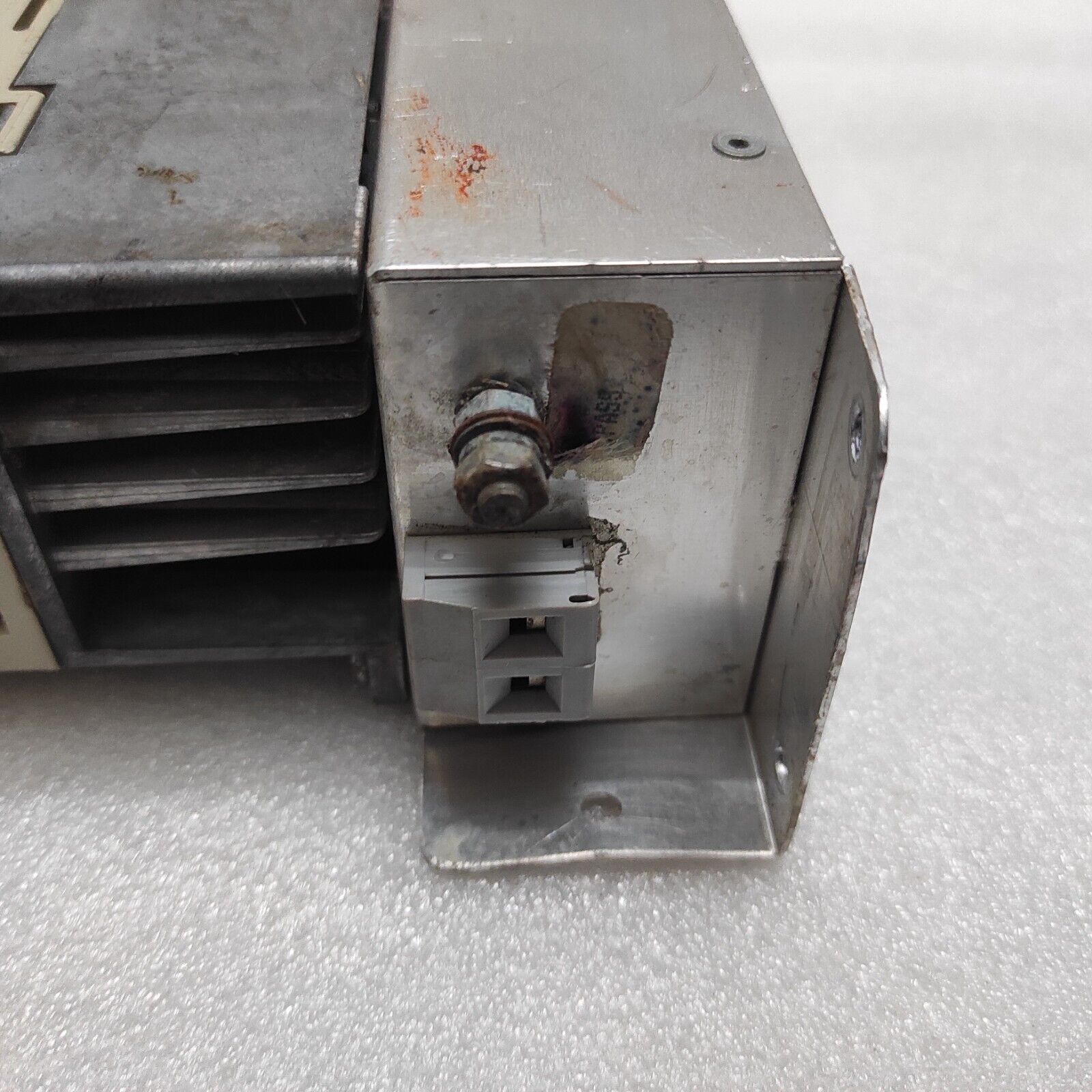 OMRON SYSDRIVE 3G3MV-AB004 AC-DRIVE 0.55kW 200-240V