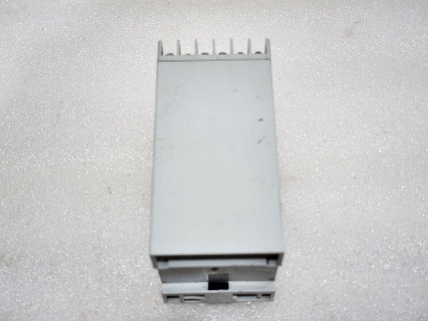 MULTITEK M200V1XVN VOLTAGE RELAY UNDER TRIP 220V