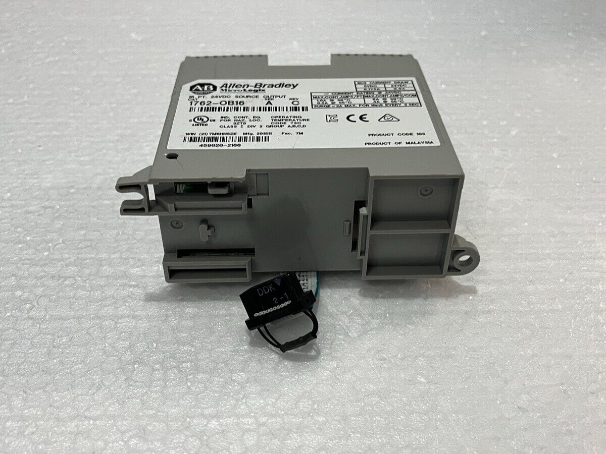 ALLEN BRADLEY CAT 1762-OB16 SER A SOLID STATE OUTPUT MODULE