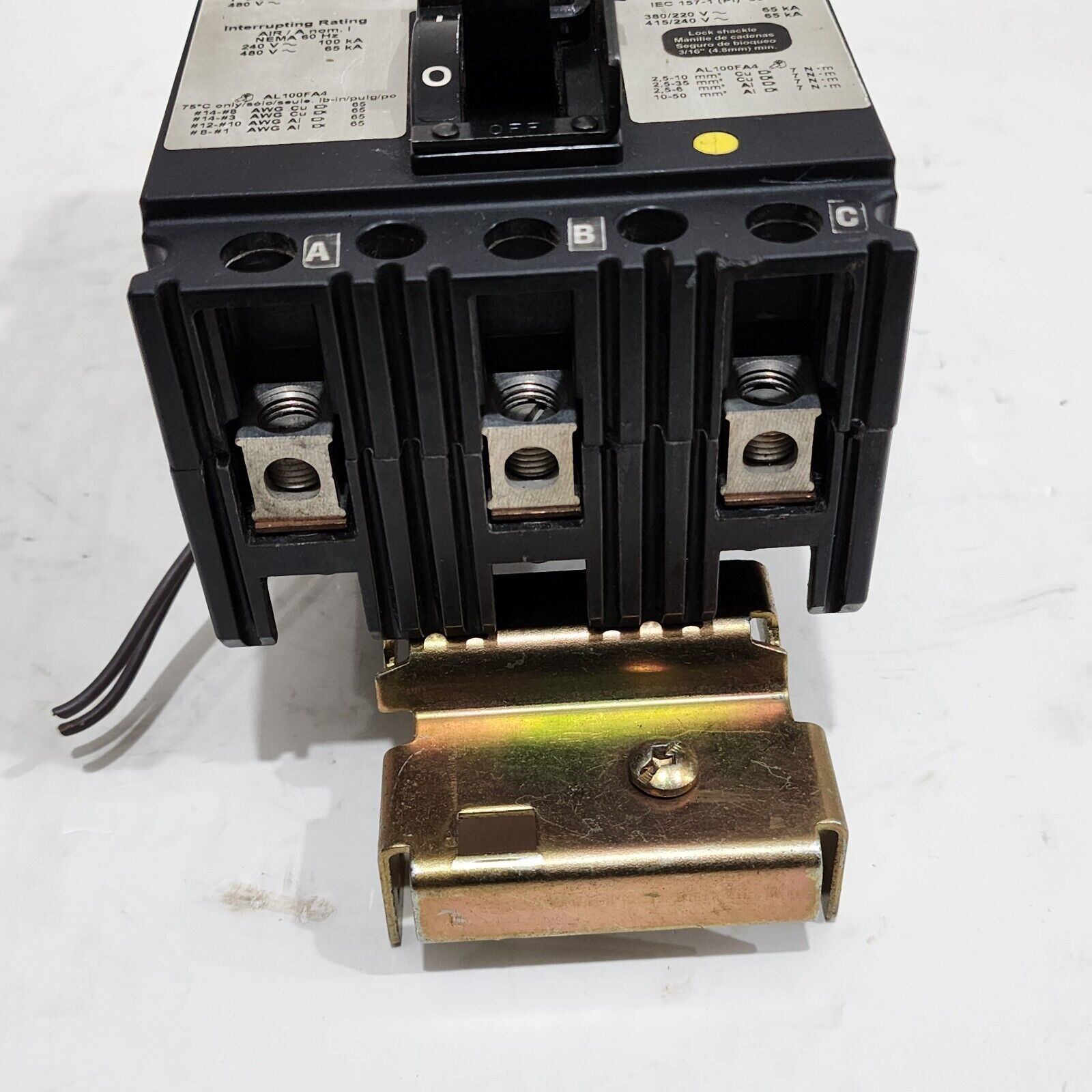 SQUARE D FC340801139 MOLDED CASE CIRCUIT BREAKER 80A 480V