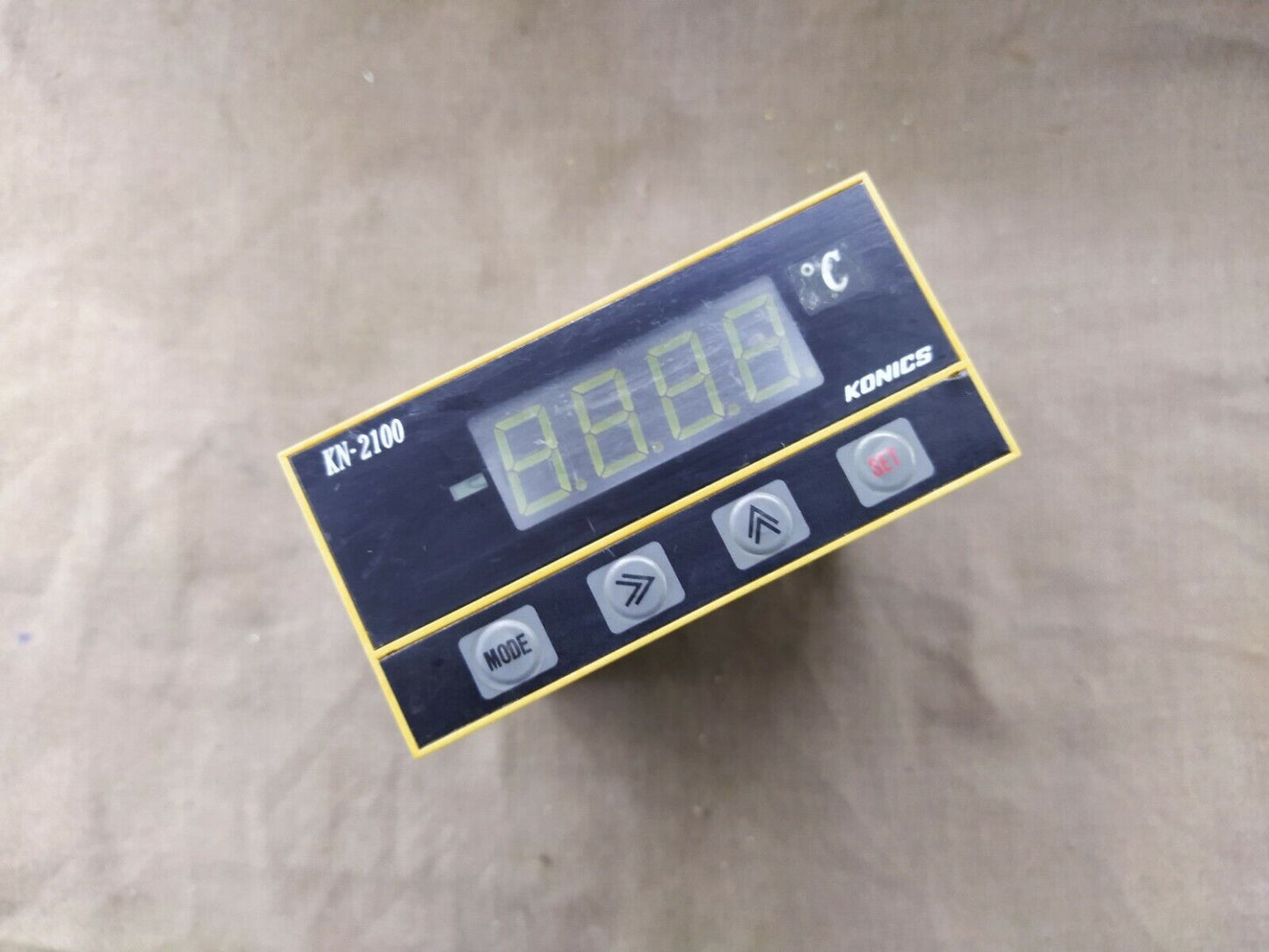 Konics KN-2101 Temperature Indicator KN 2100 24VDC