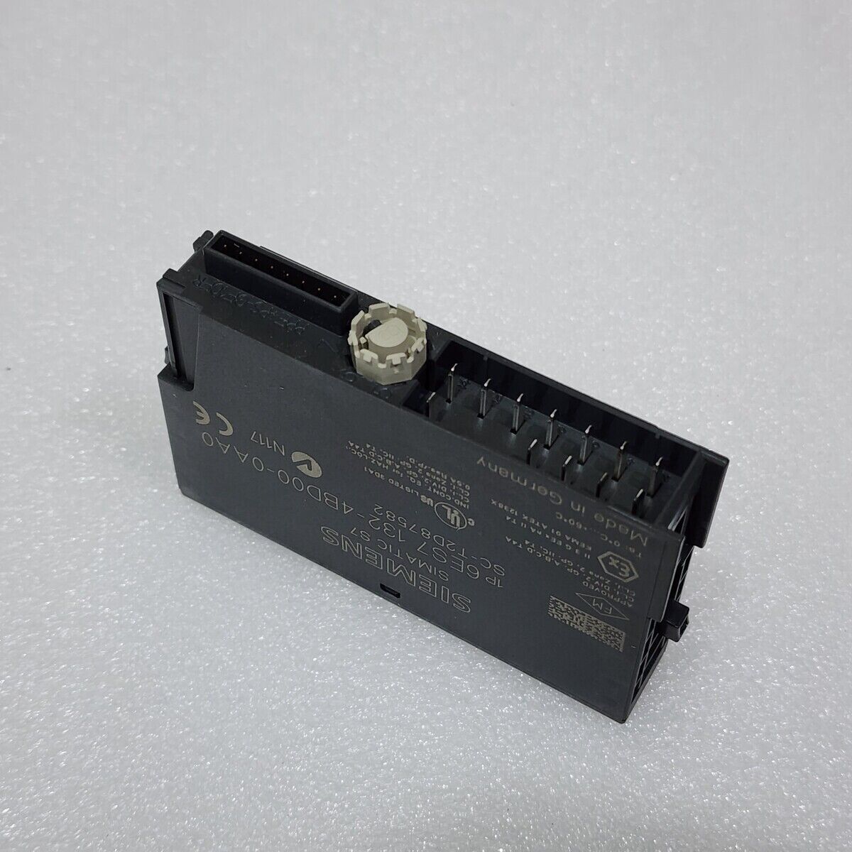 SIEMENS 6ES7 132-4BD00-0AA0 4-CH DIGITAL OUTPUT MODULE