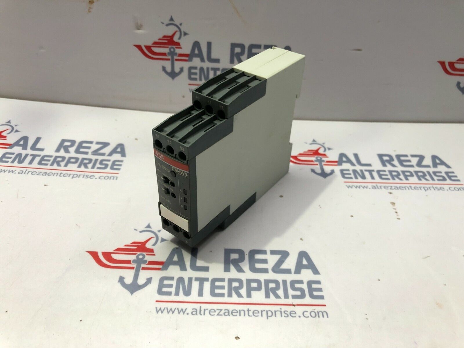 ABB CM-IWS.1S INSULATION MONITORING RELAY 1SVR730660R0100 24-240V AC/DC