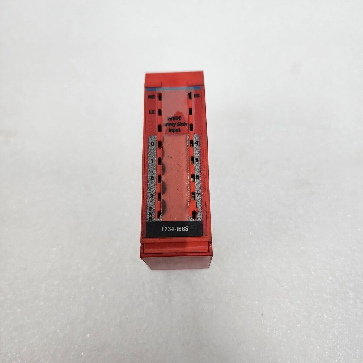 ALLEN BRADLEY CAT 1734-IB8S 8-POINTS SAFETY DC INPUT MODULE 19904 SER A