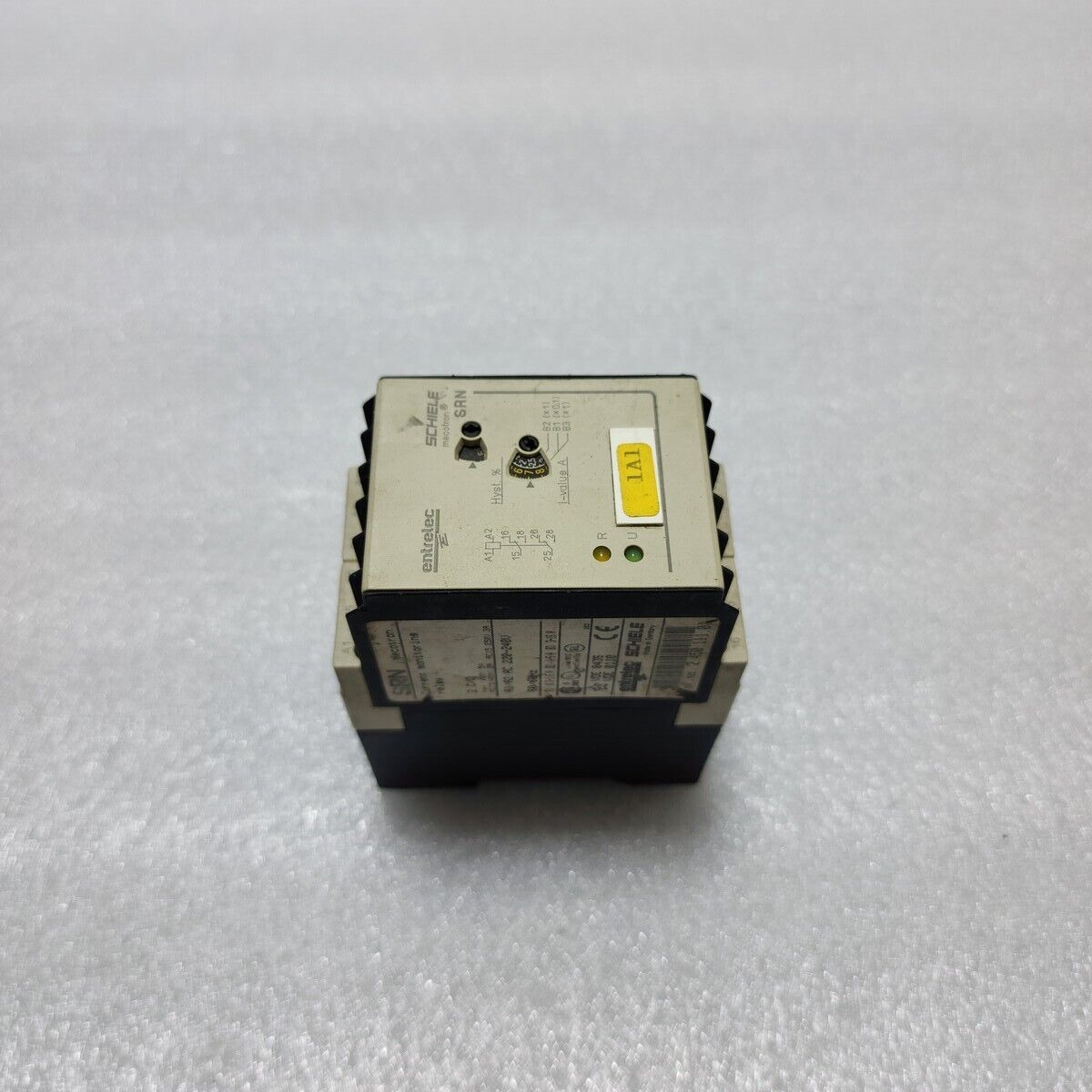 ENTRELEC SHIELE SRN CURRENT MONITORING RELAY 2.450.111.0 220-240V