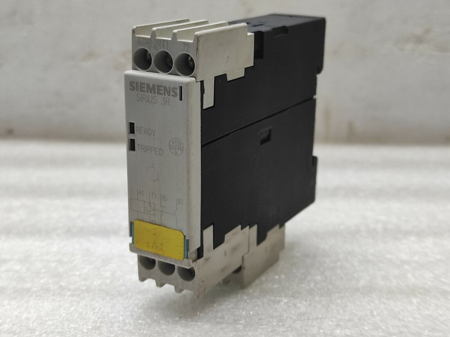 SIEMENS 3RN1010-1CM00 THERMISTOR PROTECTION RELAY