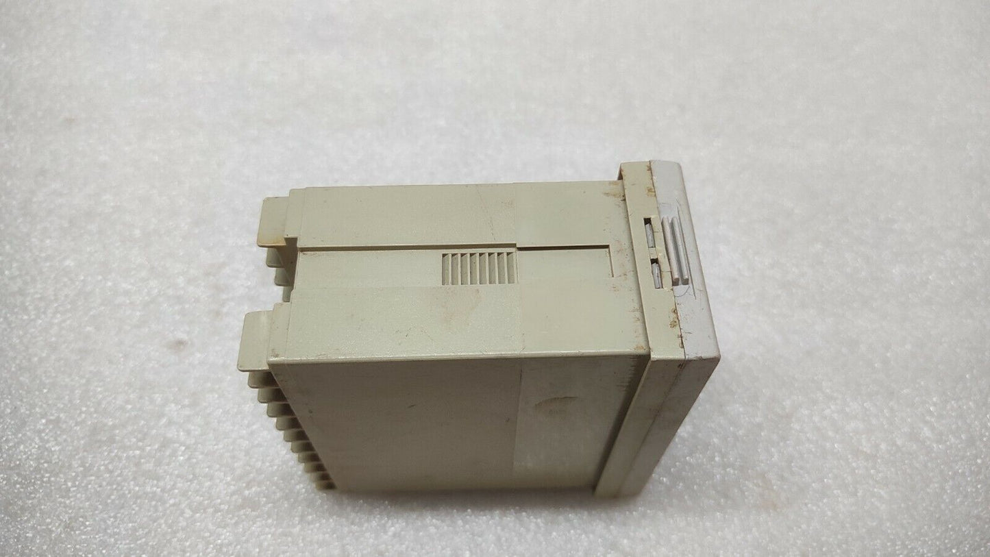 HONEYWELL FU86-101000 PID TEMPERATURE CONTROLLER ZL200820301949.5 85-265V