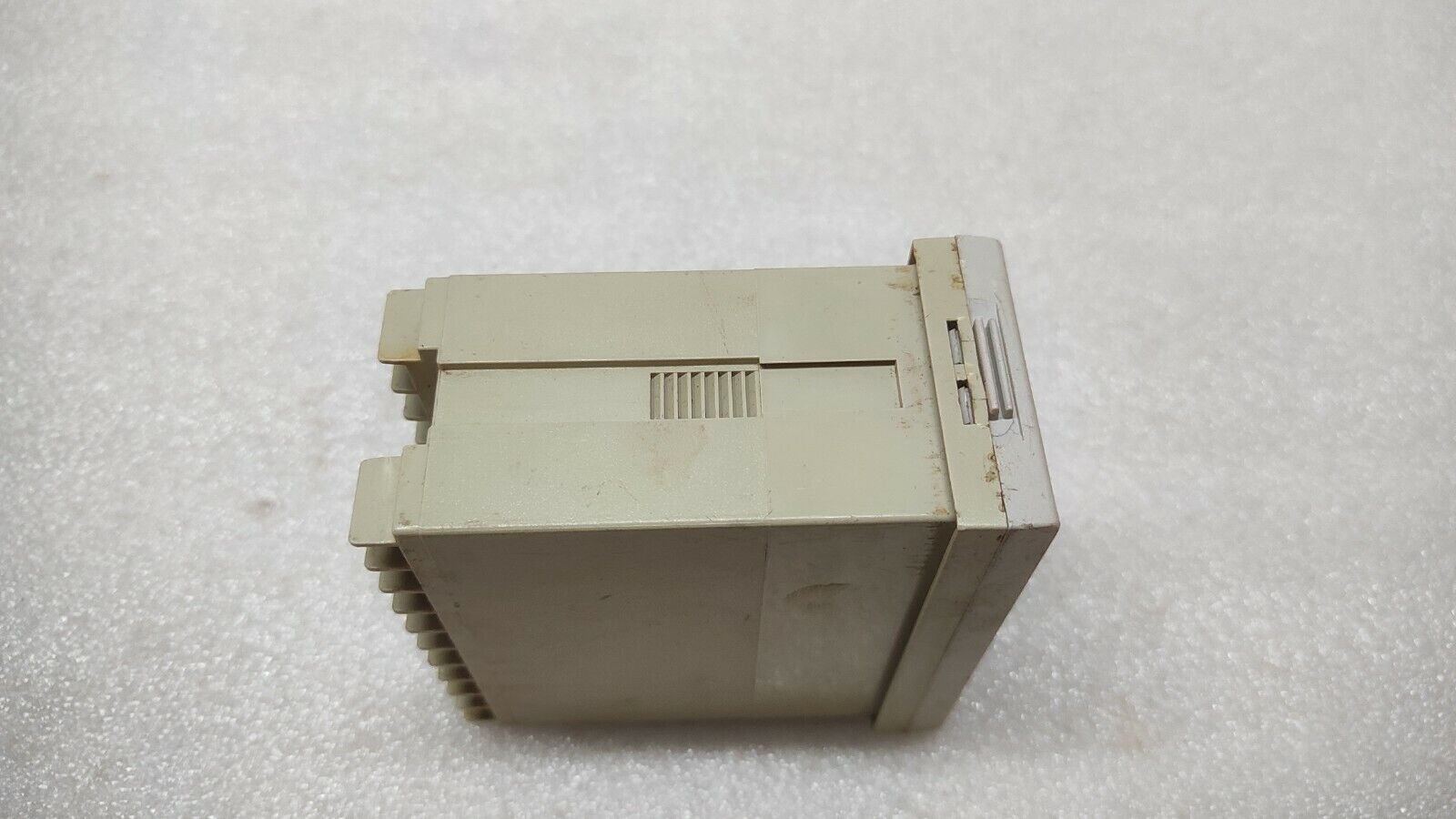 HONEYWELL FU86-101000 PID TEMPERATURE CONTROLLER ZL200820301949.5 85-265V