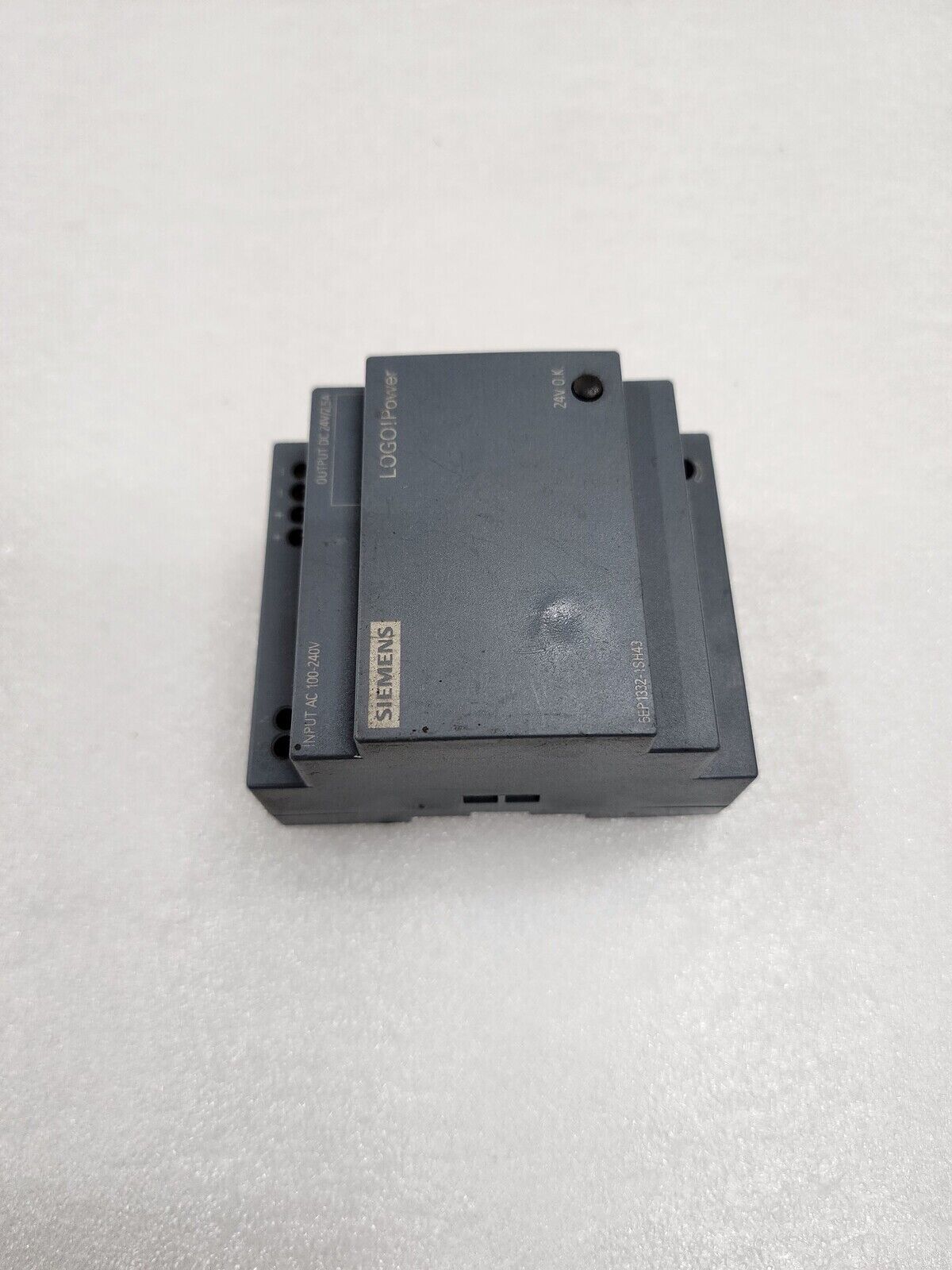 SIEMENS 6EP1332-1SH43 LOGO POWER SUPPLY 100-240V