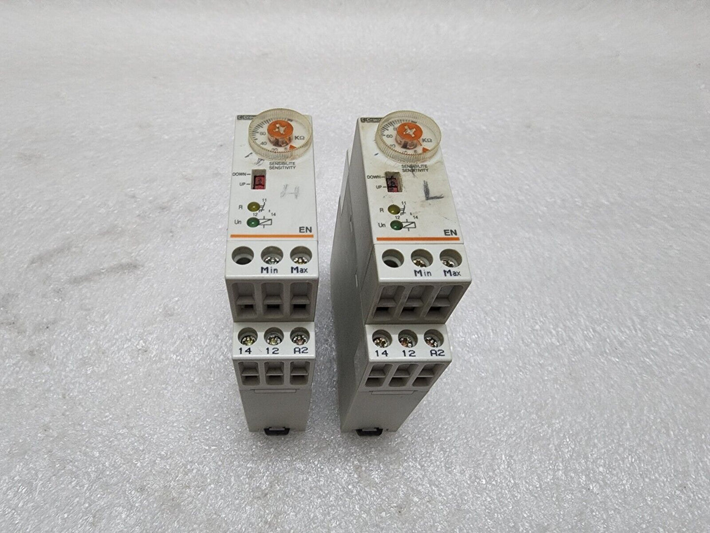 CROUZET 84870004 LEVEL CONTROLLER 230V