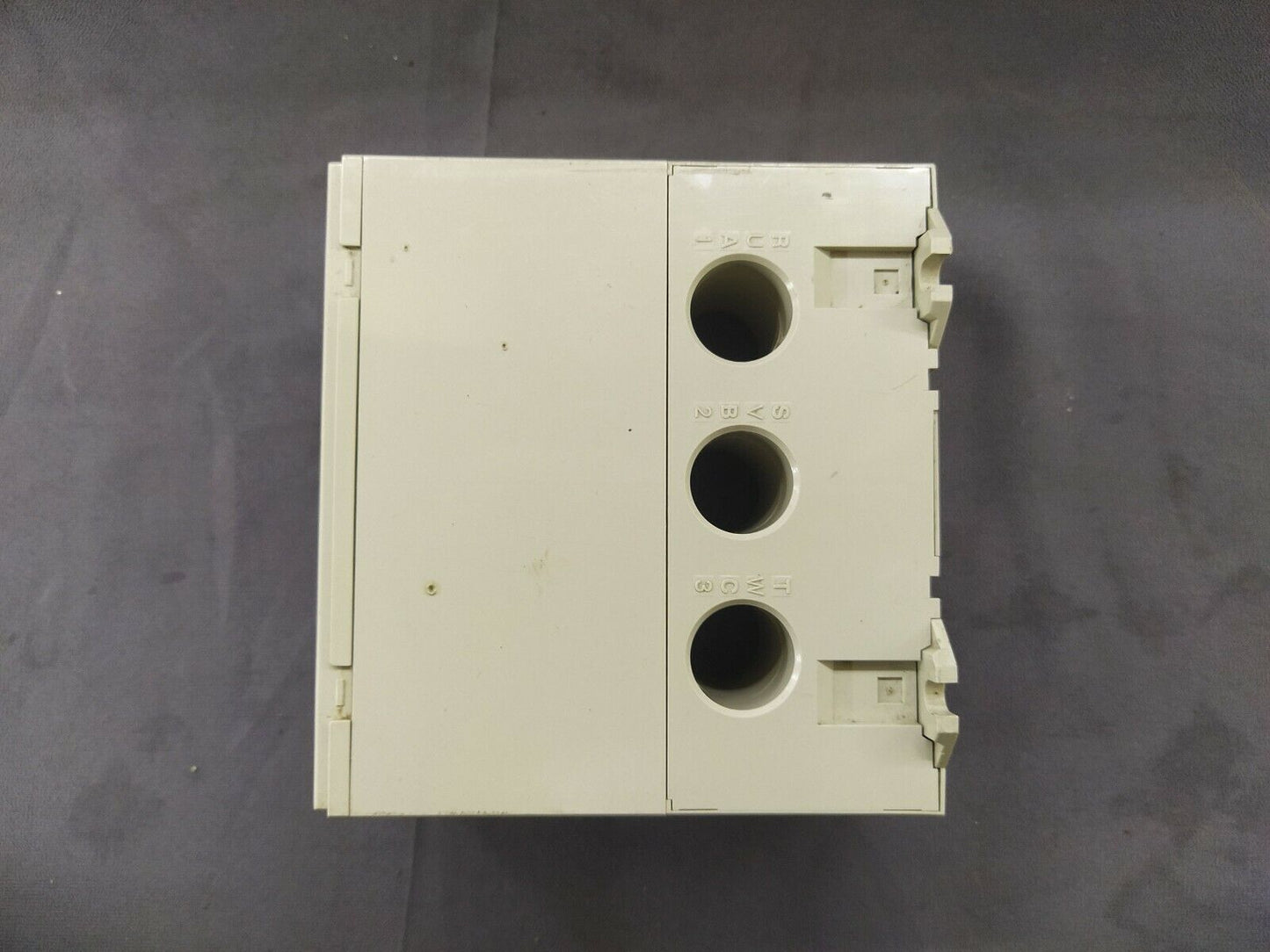 Omron K2CM 2LS Motor Relay 200-240 VAC K2CM2LS