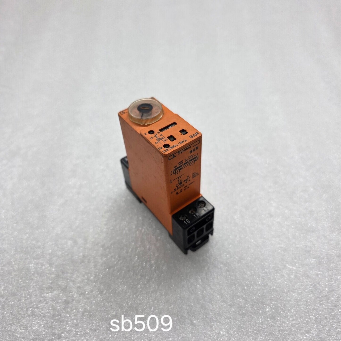 SYRELEC BAR TIMER RELAY 220-240VAC/24VAC-DC