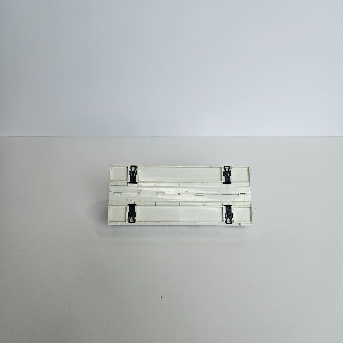 CLIPSAL L5504D2AP 4-CHANNEL DIMMER 220-240V