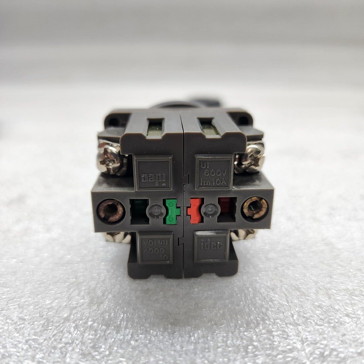 IDEC ABN211-B PUSH BUTTON