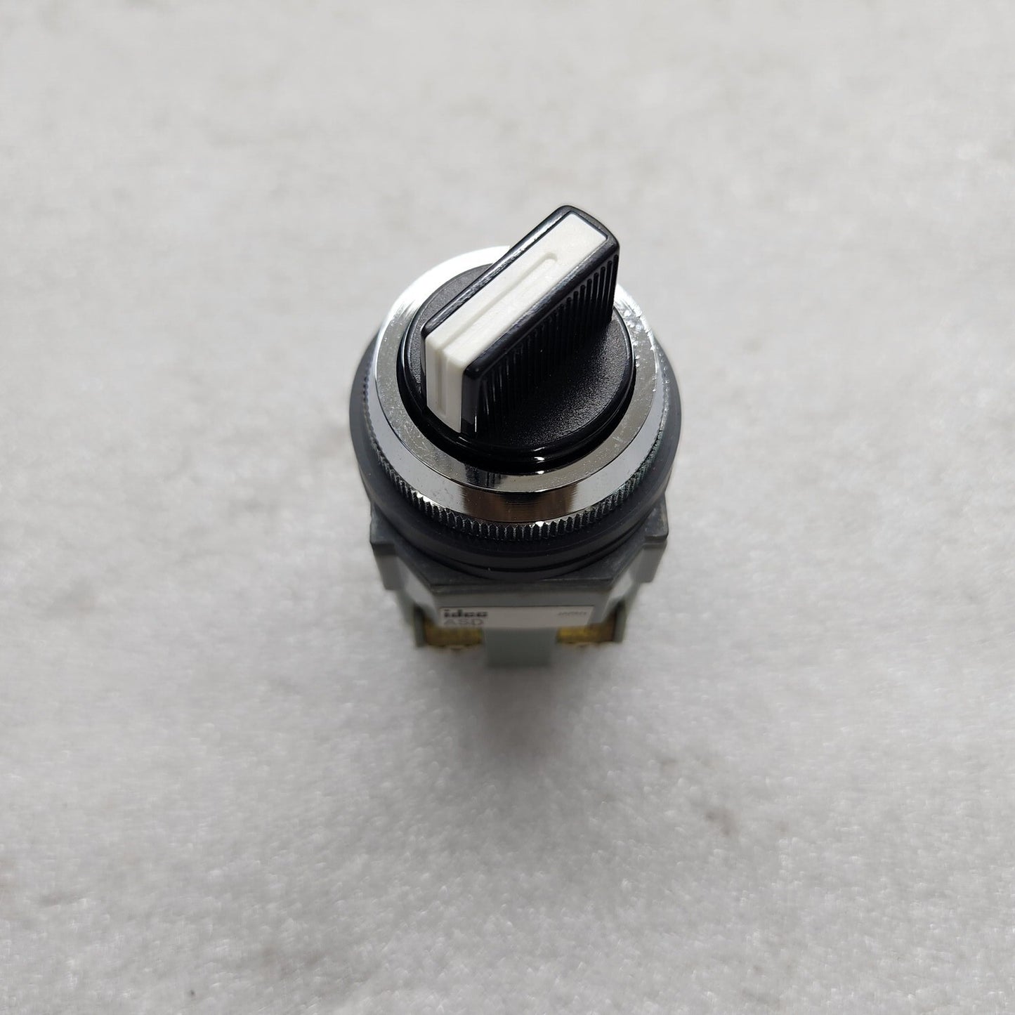 IDEC ASD211N SELECTOR SWITCH CONTROL UNIT