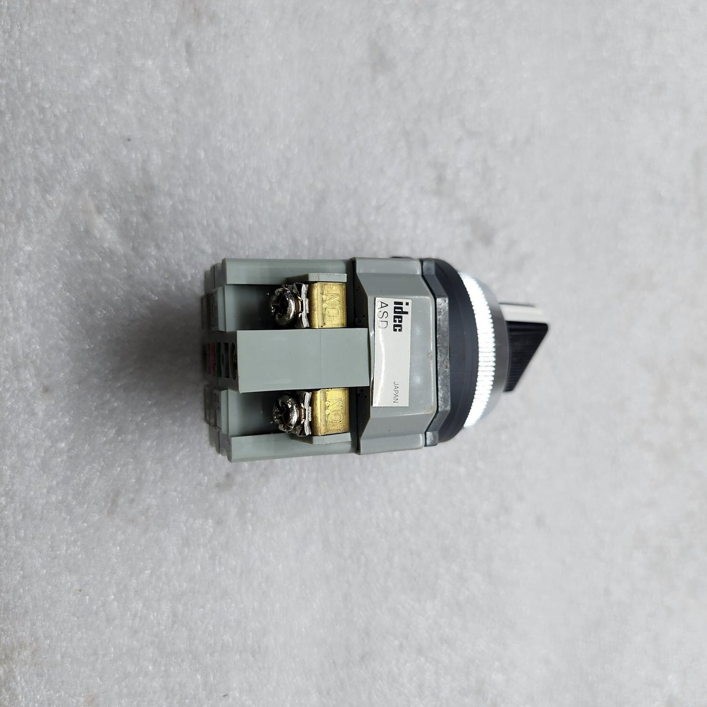 IDEC ASD211N SELECTOR SWITCH CONTROL UNIT