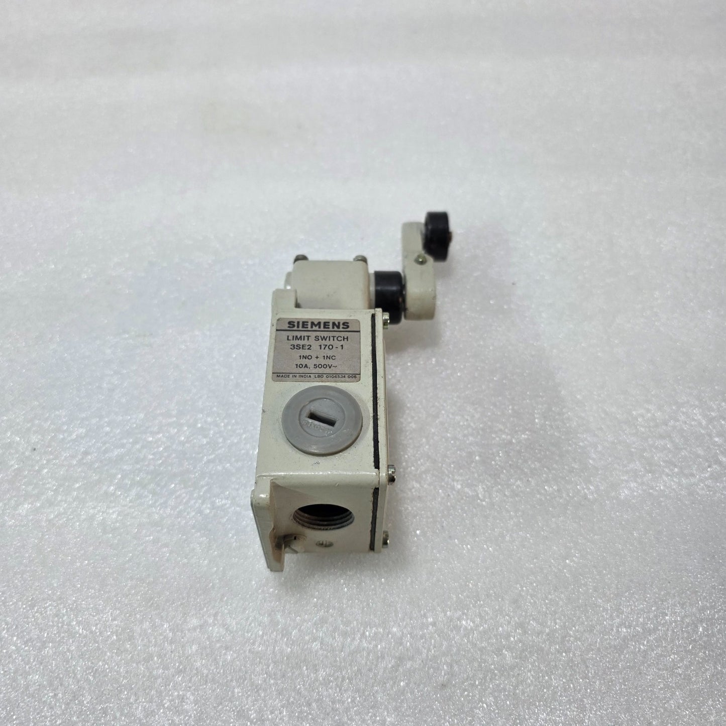SIEMENS 3SE2 170-1 LIMIT SWITCH | 1NO + 1NC | 10A 500V INDUSTRIAL POSITION SWITC