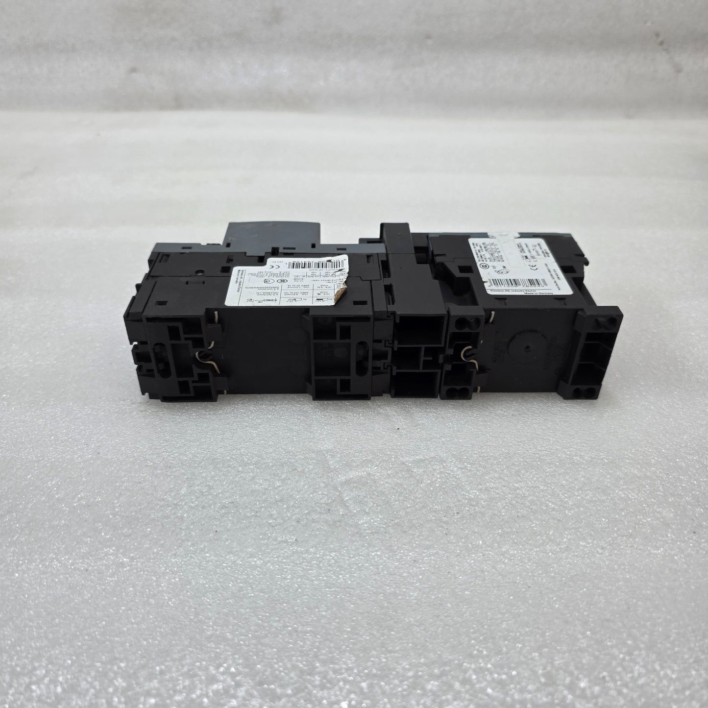 SIEMENS 3RV2011-0FA20 MOTOR PROTECTION CIRCUIT BREAKER + 3RT2015-2BB41 CONTACTOR