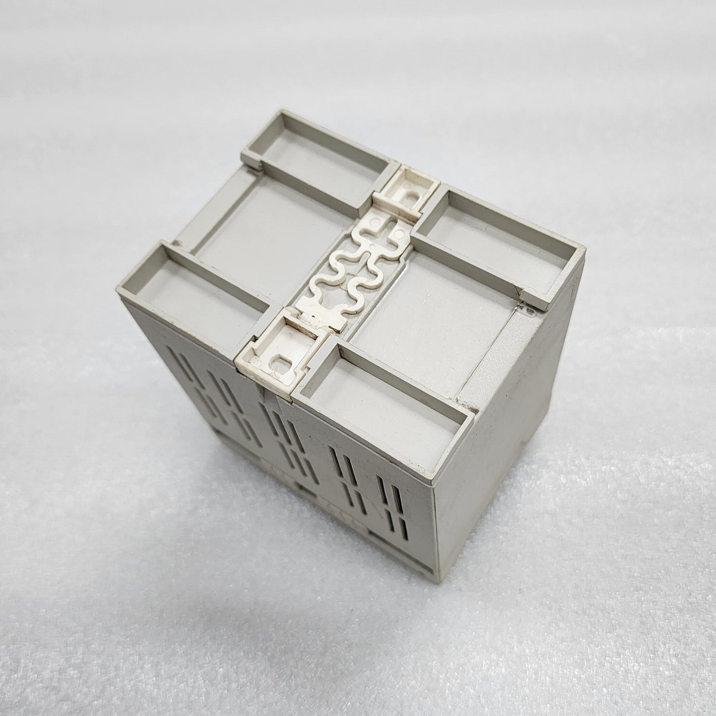 CANOPUS l lacldc U 0542-3P-12I DC ISOLATING AMPLIFIER