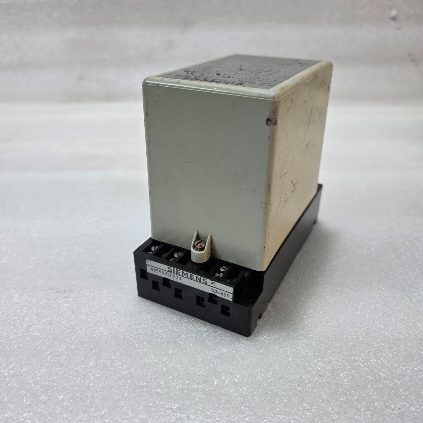 SIEMENS GMUP 520/H PROTECTION RELAY 11KV 300/1A CURRENT MONITORING RELAY 4–20MA