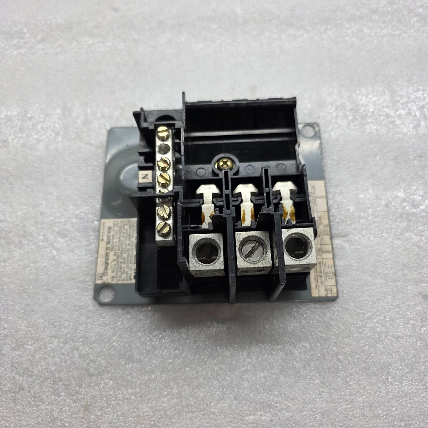 SQUARE D QON403L60N MOUNTING BASE LOAD CENTER
