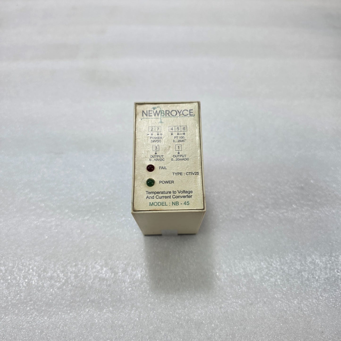 NEWBROYCE NB-45 TEMPERATURE TO VOLTAGE & CURRENT CONVERTER (PT100, 24VDC, 0–10V