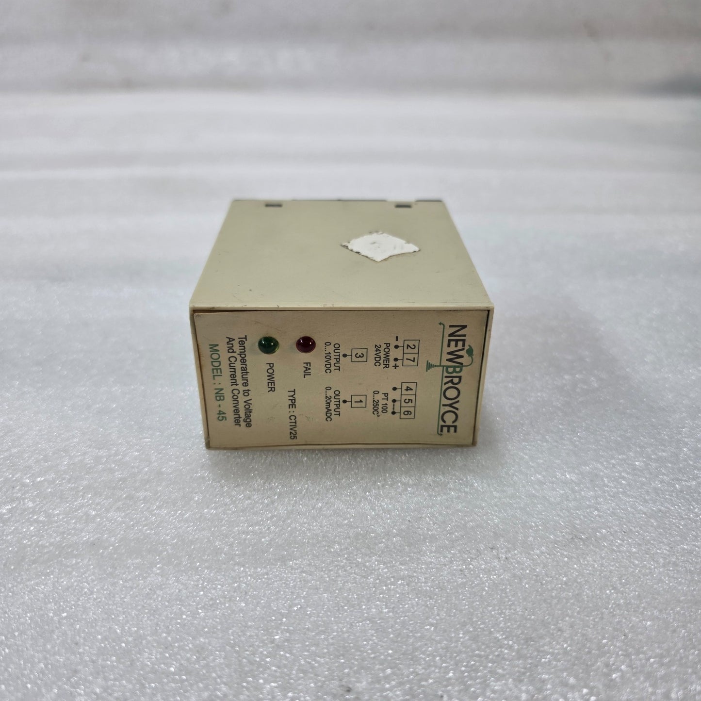 NEWBROYCE NB-45 TEMPERATURE TO VOLTAGE & CURRENT CONVERTER (PT100, 24VDC, 0–10V